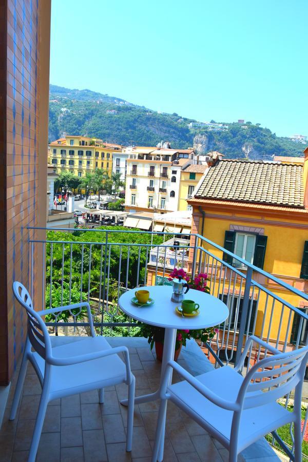 Sorrento Central And Sea View Flats Buitenkant foto